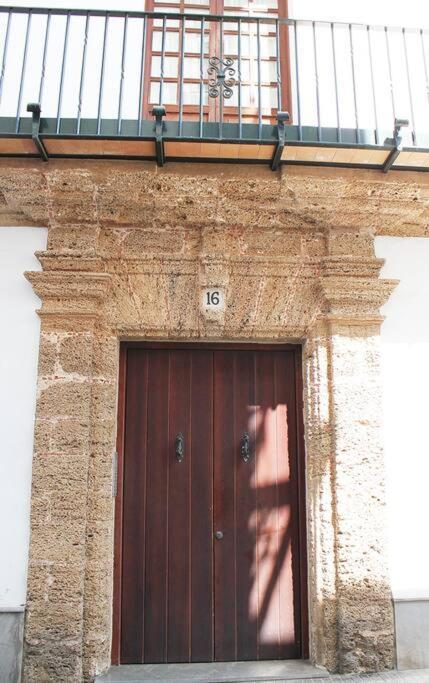 Fancy Apartment In A Historic House, Chiclana City Center By C. Dreams Chiclana de la Frontera Exteriör bild